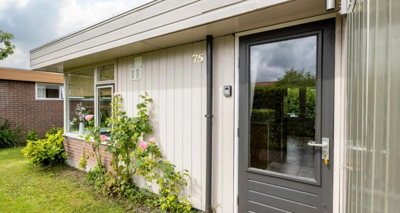 Vt Wonen Stijl Vakantiebungalow Nabij Zee, Strand, Bos En Duinen Voor 6 Personen Warmenhuizen Exterior foto